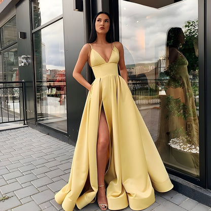 Sarah™ | Robe de Soirée de Luxe avec Fente Haute