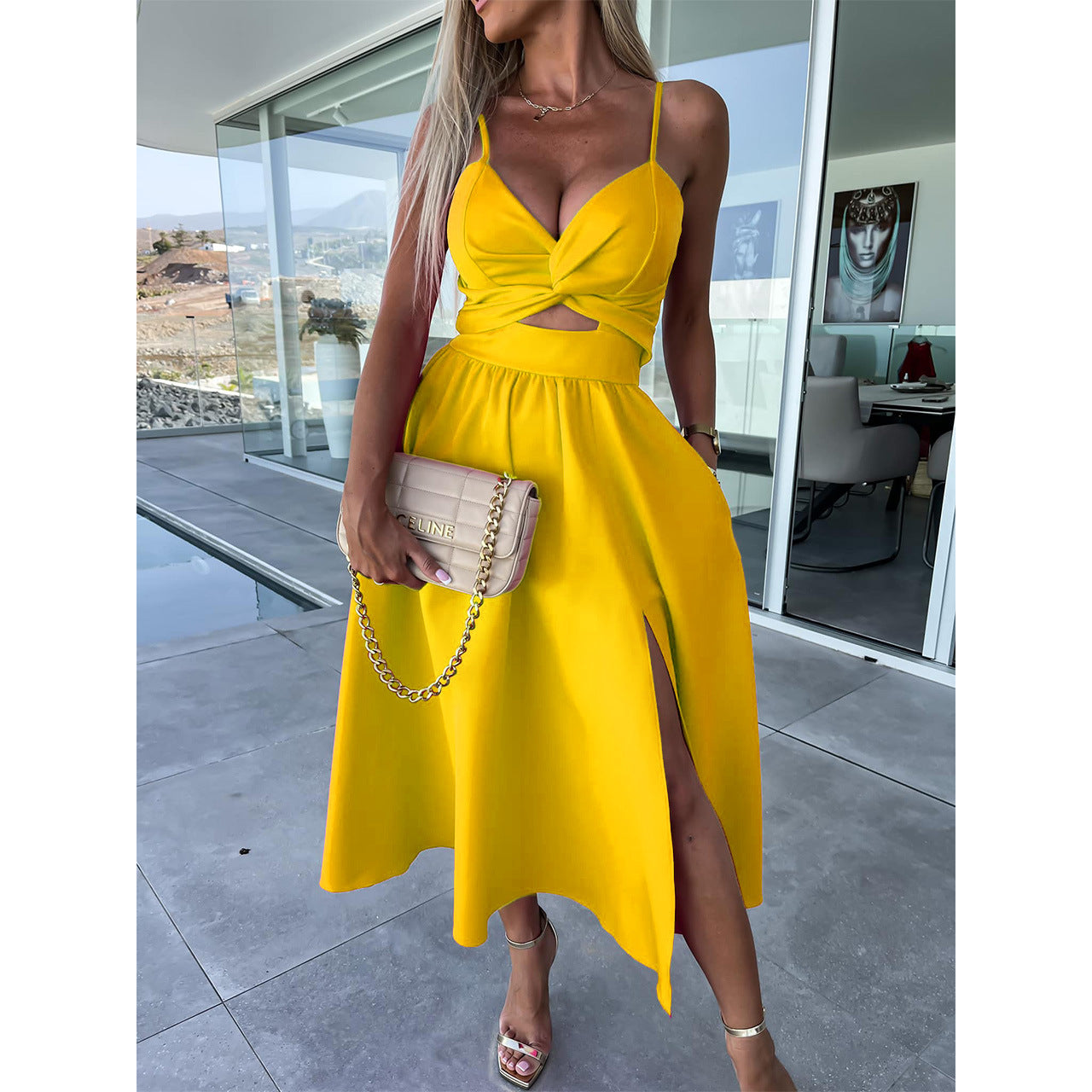 Camille™ | Robe de Luxe avec Fente Élégante